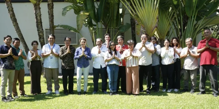 Australia Deepens Its Presence in Bali Through Education, Environment and Community Partnerships 37 Australian Consul General Jo Stevens after a social gathering with Balinese media at the Australian Consulate General in Denpasar on Tuesday (June 23, 2026). (barometerbali/rah)