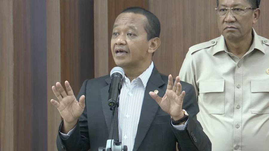 Bali's Power Supply Faces Coal Shortfall. Should Residents and Visitors Be Concerned? 38 Photo of Bahlil Lahadalia, Minister of Energy and Mineral Resources of Indonesia