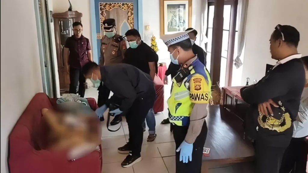 PHB's body was found lying on a sofa at the Ponderosa Villa in Tegallantang, Ubud District, Gianyar, on Wednesday (June 10, 2026). (Photo: Ubud Police Station)