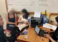 The victim, IMC (wearing a white shirt), with her relatives while filing a report at the Southwest Sumba Resort Police station. (Photo: Southwest Sumba Police)