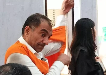 British national Baath Jarnail Singh (52) wears a prisoner's vest after a hearing where prosecutors presented their sentencing demands at the Denpasar District Court, Bali, on Tuesday (July 28, 2026). ANTARA/Rolandus Nampu