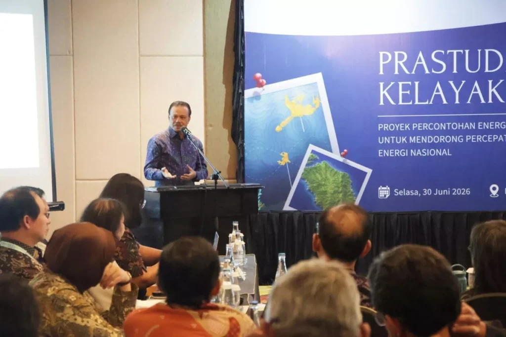 Could the Ocean Around Bali Power the Island? Nusa Penida Strait Emerges as a Renewable Energy Candidate 38 Bali Provincial Secretary Dewa Made Indra at the dissemination event for the pre-feasibility study on the renewable marine energy pilot project in Nusa Penida, held on Tuesday (June 30, 2026) in Denpasar City. (Bali Provincial Government Public Relations.)