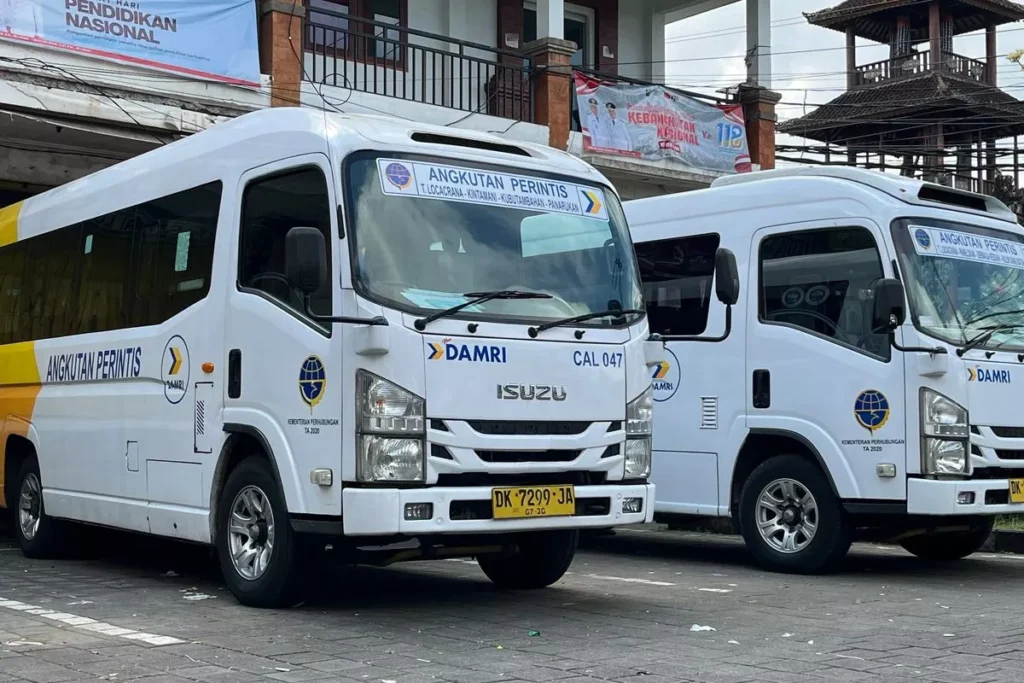 Visiting Bali's Penglipuran Village Without a Scooter? There's Now a Bus That Costs Less Than $1 38 DAMRI has launched a route to Penglipuran Tourism Village from Denpasar, Bali, with fares starting at IDR 5,000. (DAMRI documentation.)