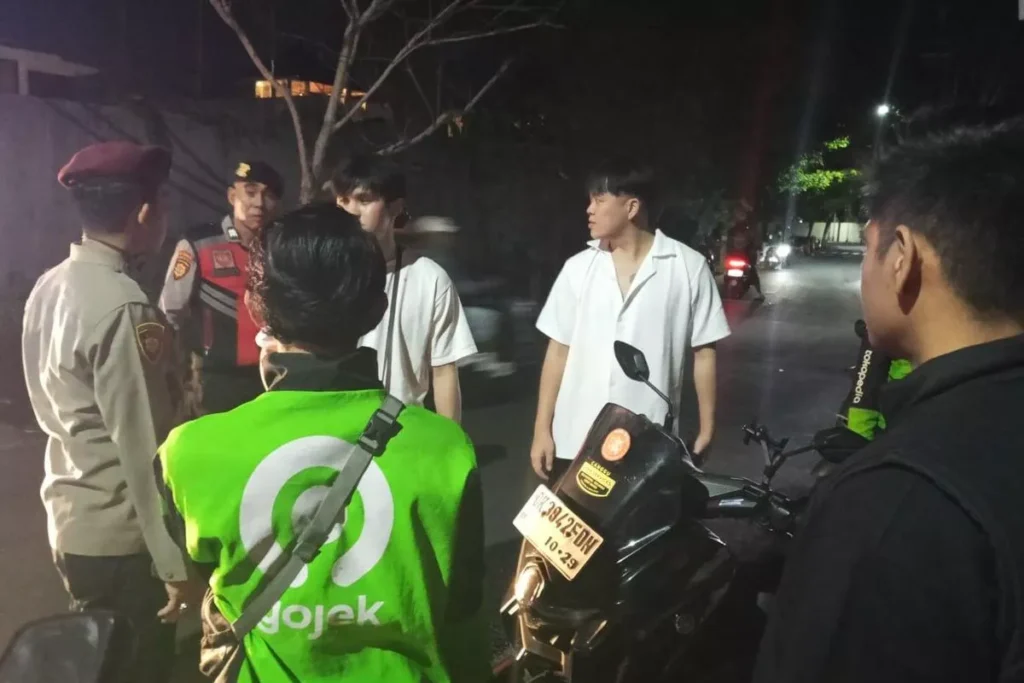Police are questioning several witnesses regarding a snatch-theft incident on Jalan Gang Anggrek, Canggu, North Kuta District, Badung Regency, Bali, on the night of Sunday (July 12, 2026). (Badung Police.)