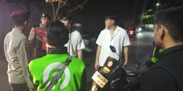 Police are questioning several witnesses regarding a snatch-theft incident on Jalan Gang Anggrek, Canggu, North Kuta District, Badung Regency, Bali, on the night of Sunday (July 12, 2026). (Badung Police.)