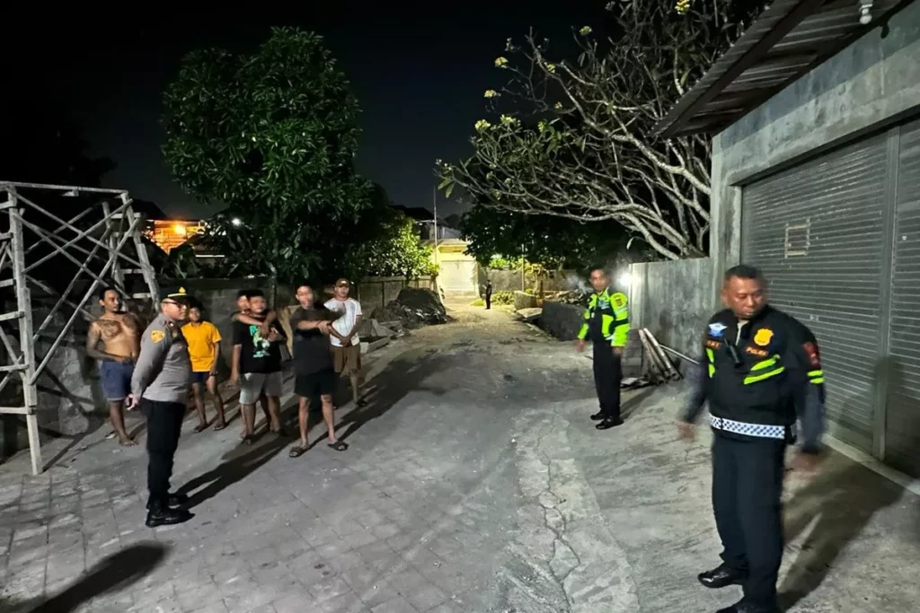 Turkish Driver Named Suspect, Detained After Five-Vehicle Hit-and-Run Crash Injures Seven in Bali 1 The scene of a multi-vehicle collision involving a Turkish national in Kerobokan Kelod Village, North Kuta District, Badung Regency, Bali, on Monday (July 13, 2026) night. (Badung Police.)