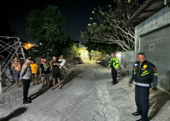 The scene of a multi-vehicle collision involving a Turkish national in Kerobokan Kelod Village, North Kuta District, Badung Regency, Bali, on Monday (July 13, 2026) night. (Badung Police.)