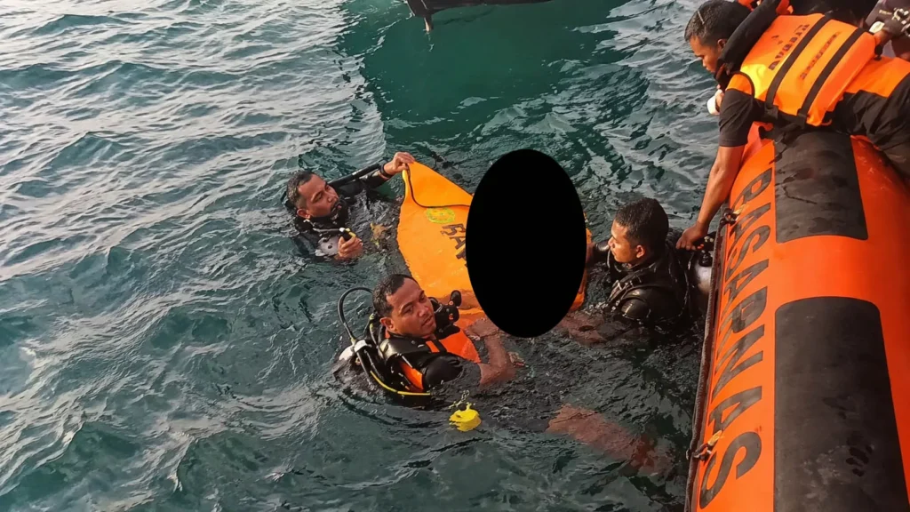 Search and rescue teams recovered the body of a Chinese tourist who drowned while snorkeling in the waters off Kelor Island, Labuan Bajo, West Manggarai, East Nusa Tenggara (NTT), on Wednesday (July 15, 2026).