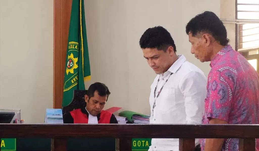 Colombian national Sebastian Arboleda Montoya appears during a court hearing at Denpasar District Court after being sentenced to 11 years in prison for smuggling cocaine into Bali.