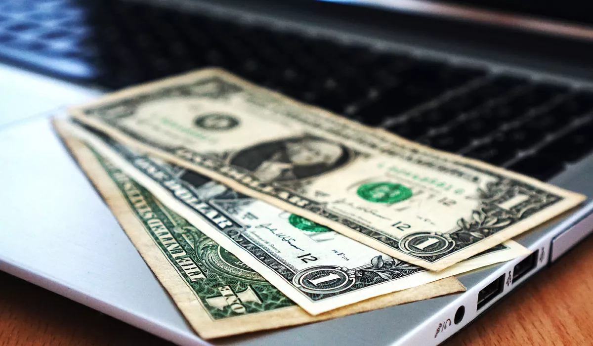 15 Legit Ways Digital Nomads, Expats, and Travelers in Bali Are Earning Extra Income in August 2026 40 Earn money from your phone and laptop using legitimate online income apps in Bali