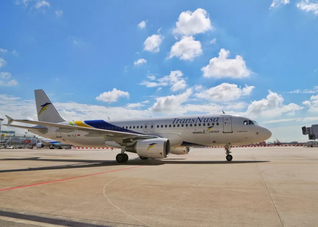 Photo of a Transnusa aircraft