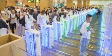 Indonesia Wants Better Tourists, Not Just More Tourists 3 International travellers use automated immigration gates at an Indonesian airport as the country strengthens its selective immigration policy.
