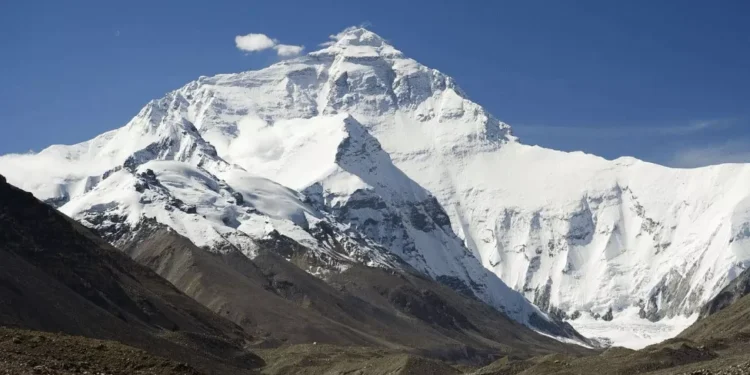 Photo: Jayawijaya Peak.