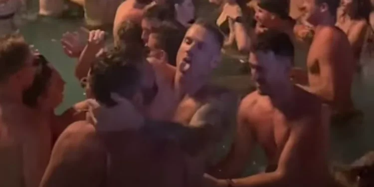 Viral Video Sparks Backlash Over Pool Conditions at Bali's Famous Finns Beach Club, Owner Yet to Comment 37 Finns Beach Club pool video viral