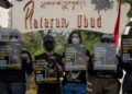 Plataran cage-free egg protest