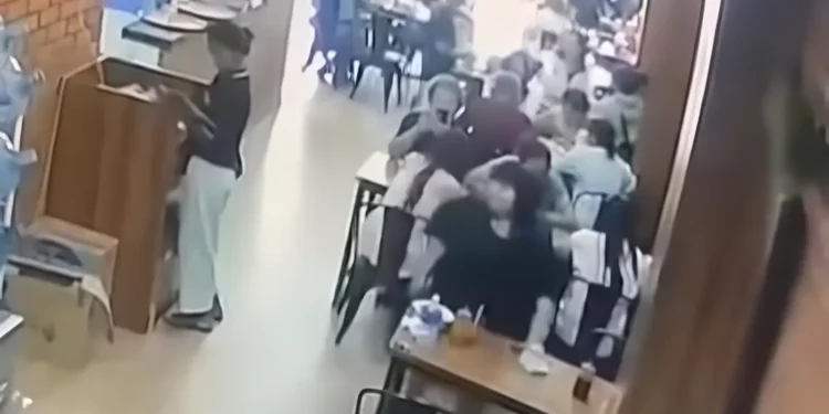 CCTV Captures Elaborate Tissue Trick Used to Steal Employee's Phone at Legian Restaurant 37 Legian restaurant phone theft CCTV