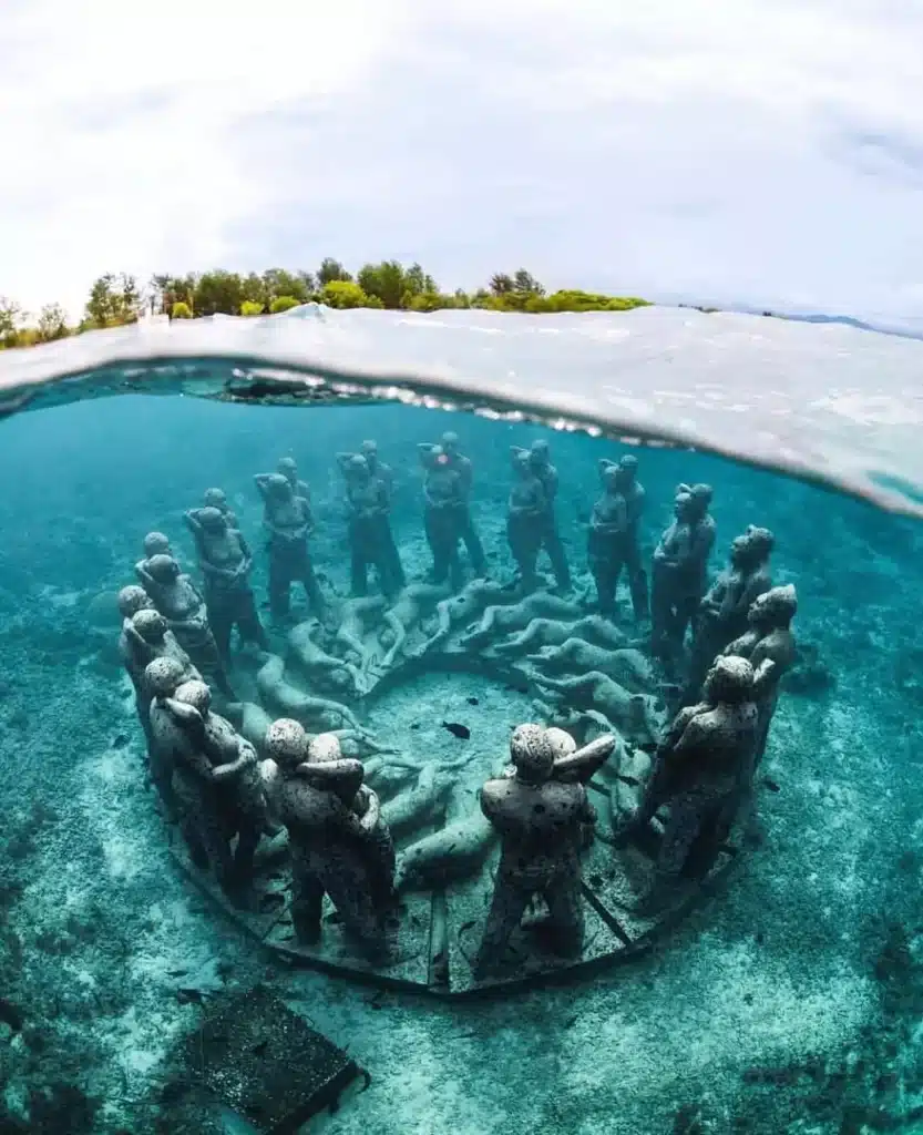 statuta Underwater Gili T