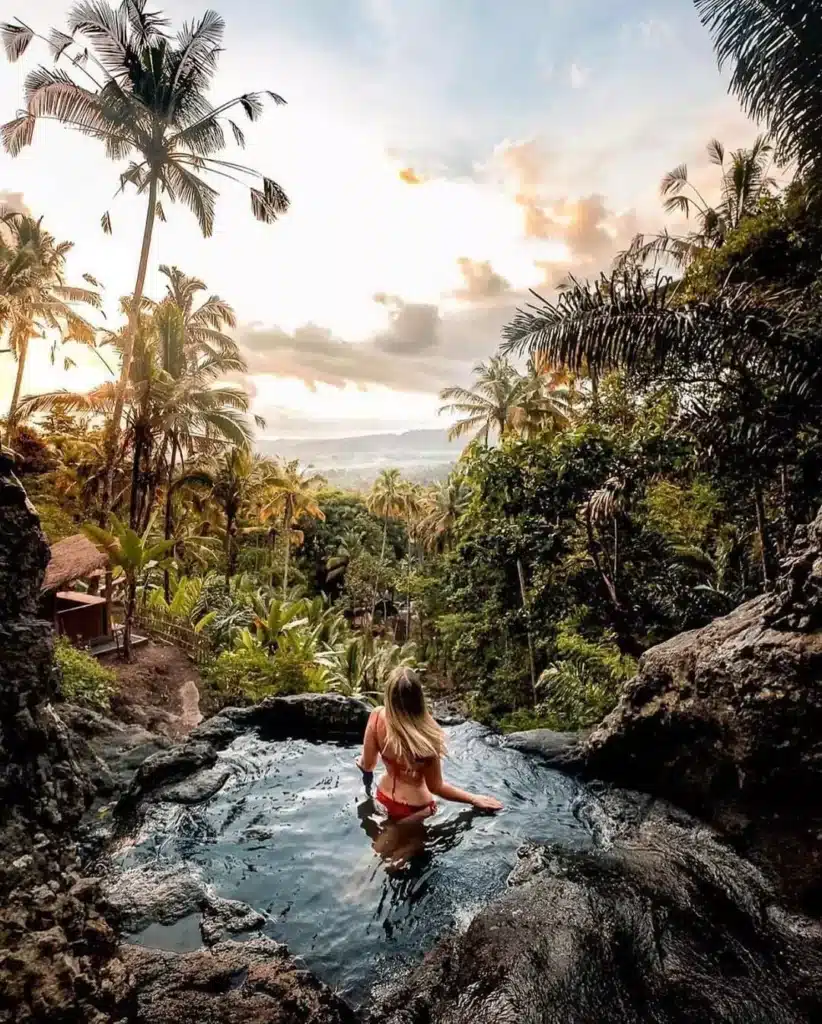 Sidemen Nature Pool