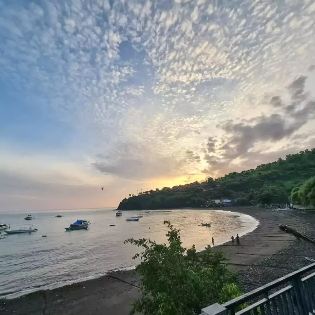 Watching Sunrise & Enjoy Sunset Amed Beach