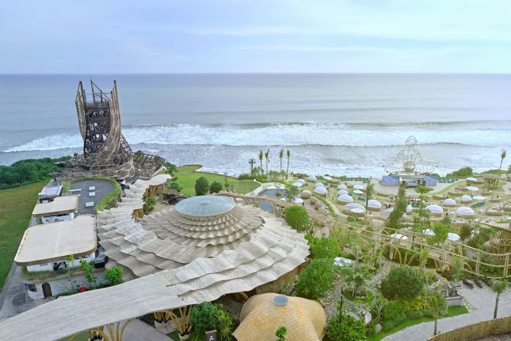 LUNA Beach Club Bali (Tabanan)