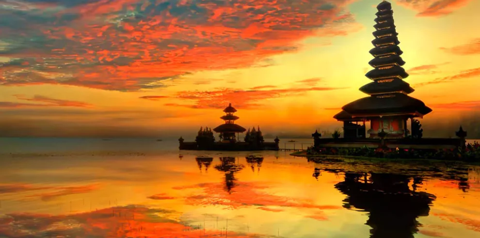 16 Epic Things to Do in Bedugul: Bali’s Coolest Mountain Escape (No Monkeys Were Harmed in This List!)