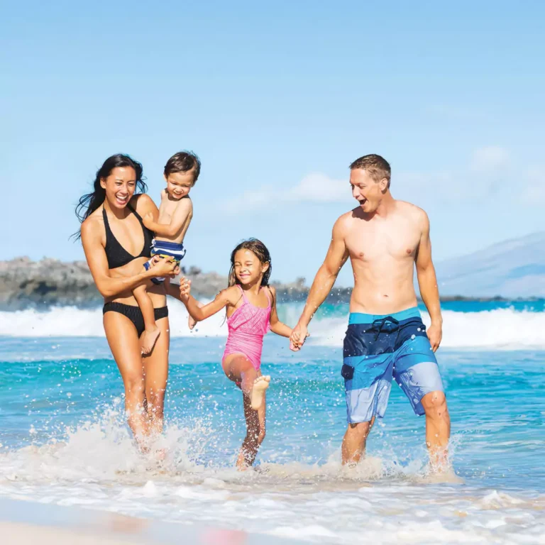 Stuck with Your Bags in Nusa Dua? Ditch the Luggage, Not the Adventure!