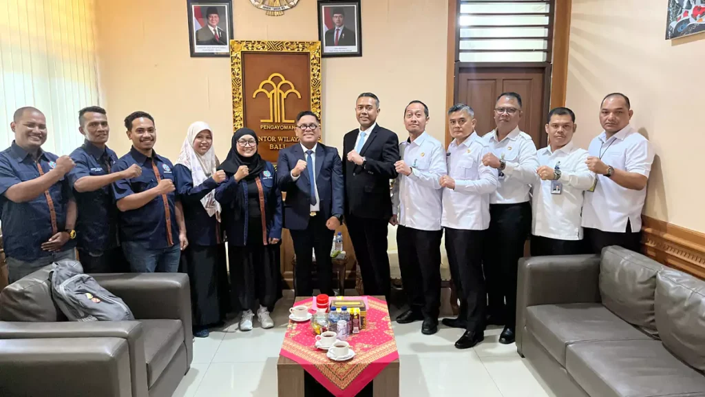 Photo of the meeting of Team Hey Bali discussing with the Head of Bali Immigration Office on July 17, 2025