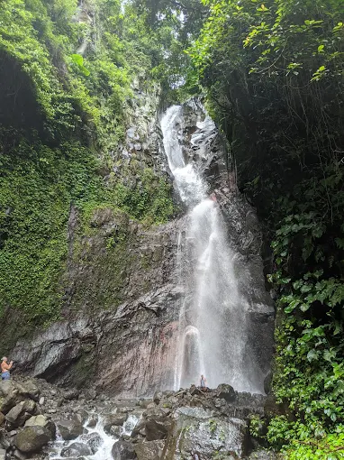 Yeh Mampeh Waterfall