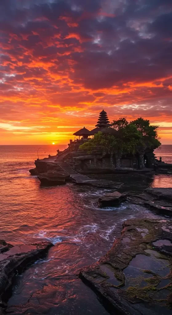 Tanah Lot: The Postcard King