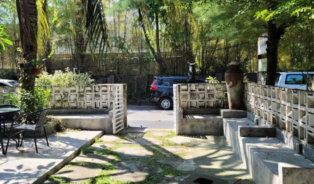 O'sea Coffee and Eatery: The All-Day, Do-Everything Darling - Hidden Coffee Shops in Sanur