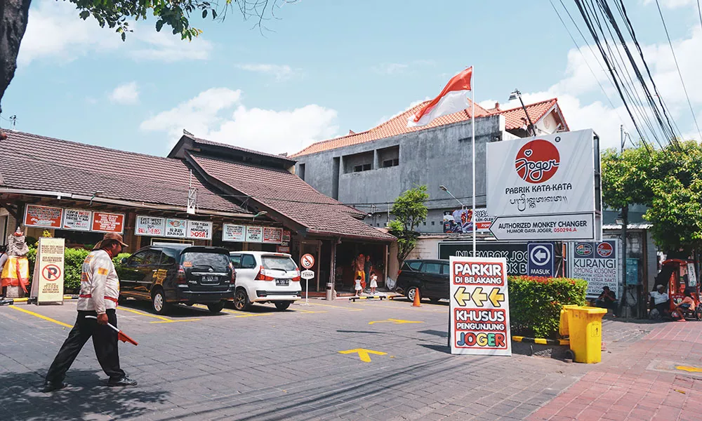 Joger Word Factory – For a Souvenir with Attitude