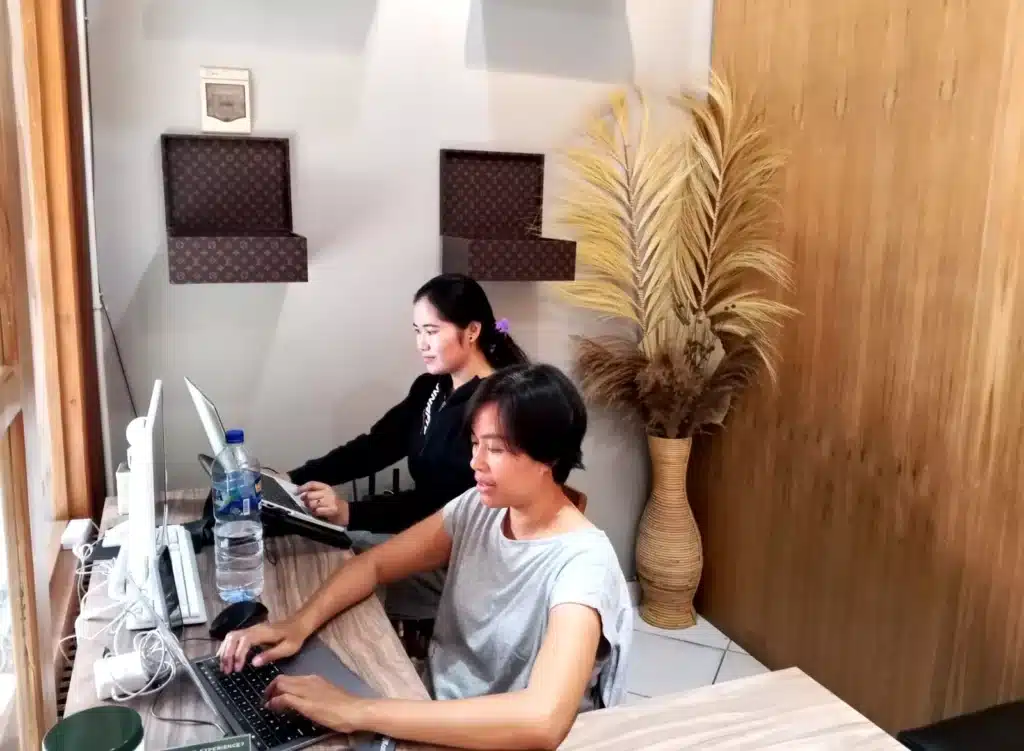 Hey Bali Staff at Kuta Bali